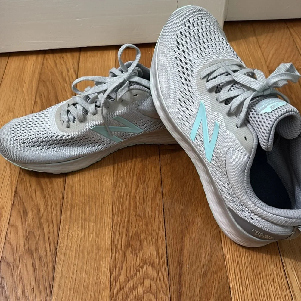 New Balance Fresh Foam Sneakers - Picture 3 of 9